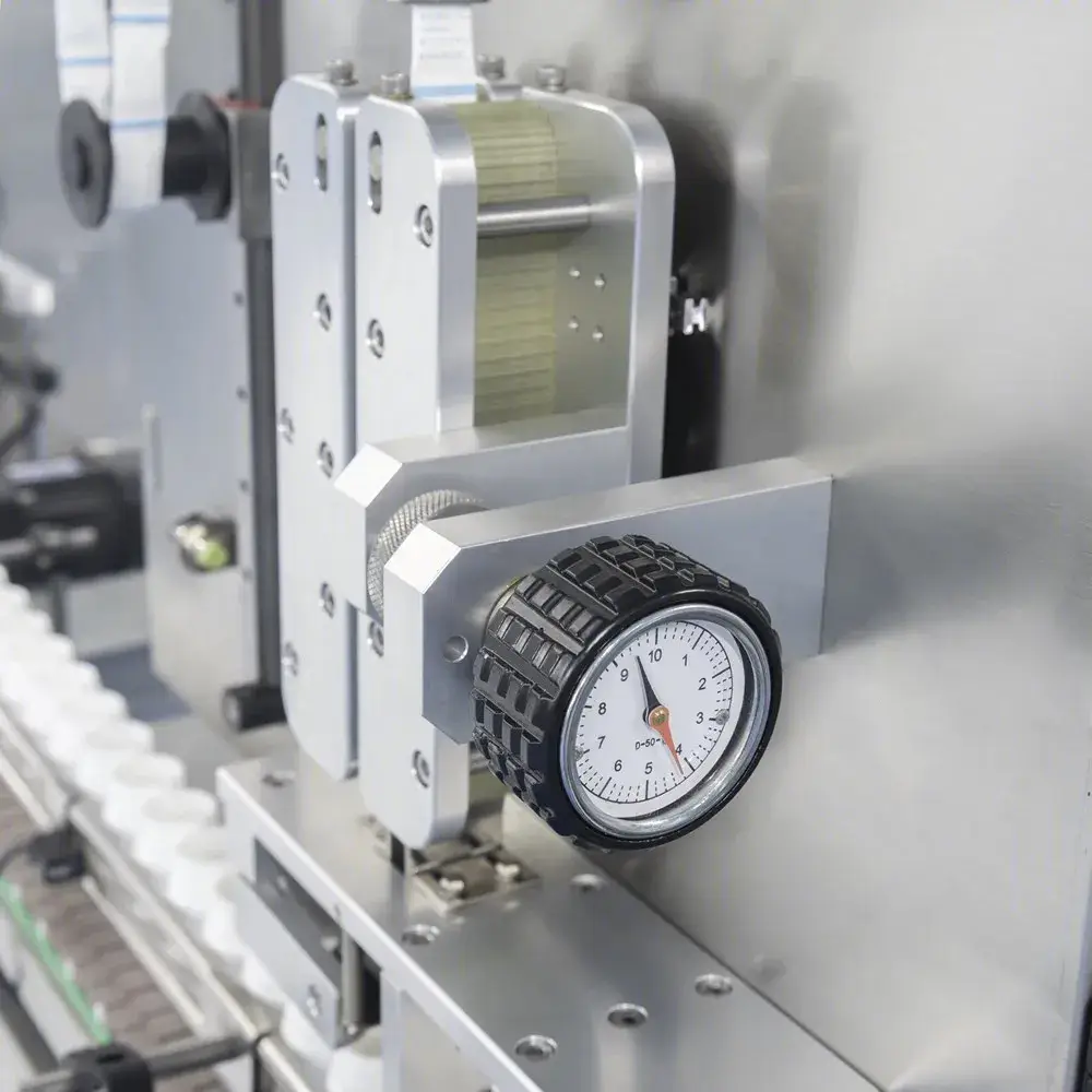 Pharmaceutical Cotton Inserter
